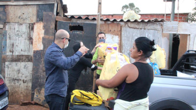Sindical ajuda vítimas de incêndio na Estrutural