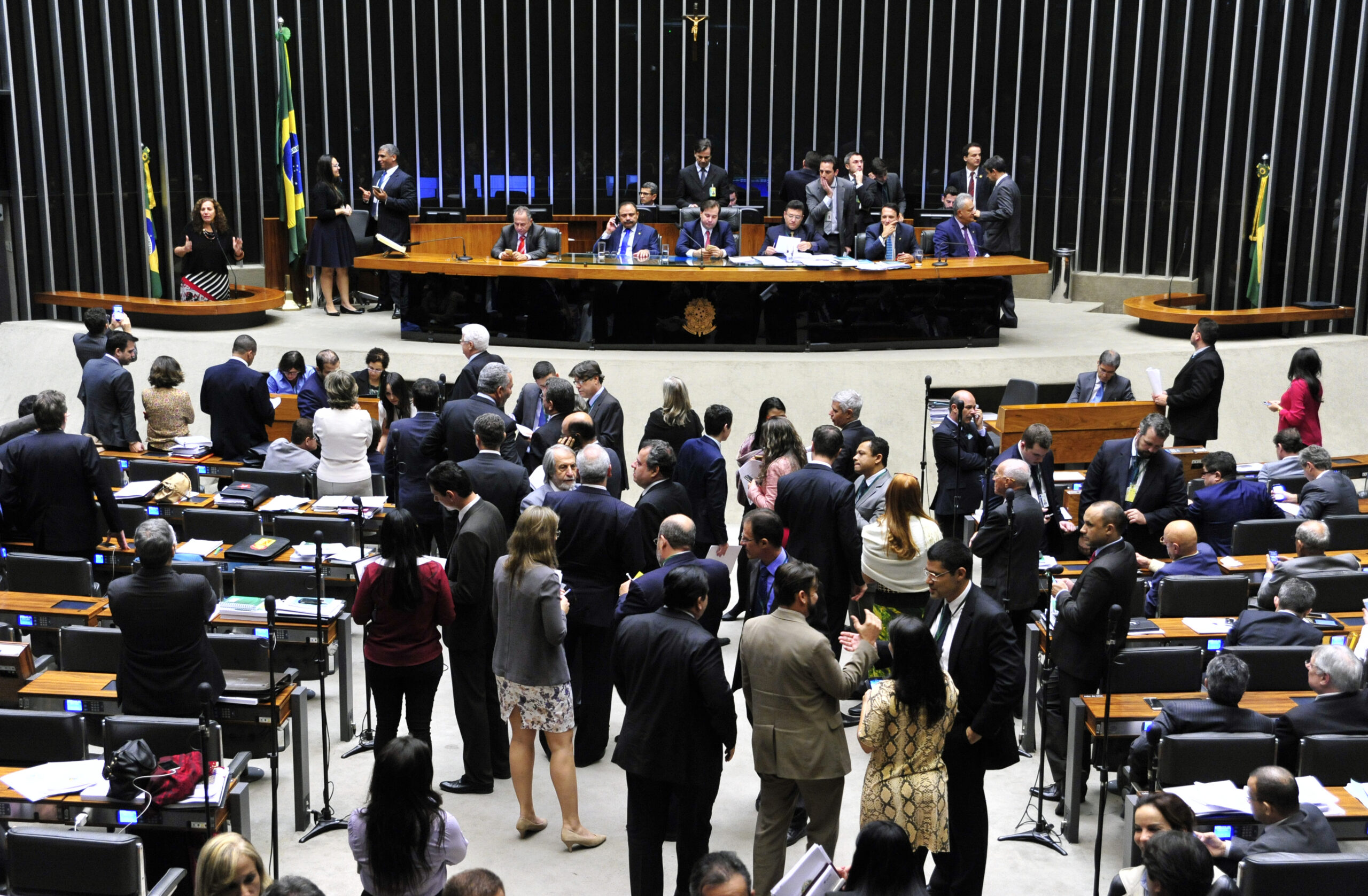 Leia mais sobre o artigo Votação sobre dívidas dos estados é adiada para semana que vem