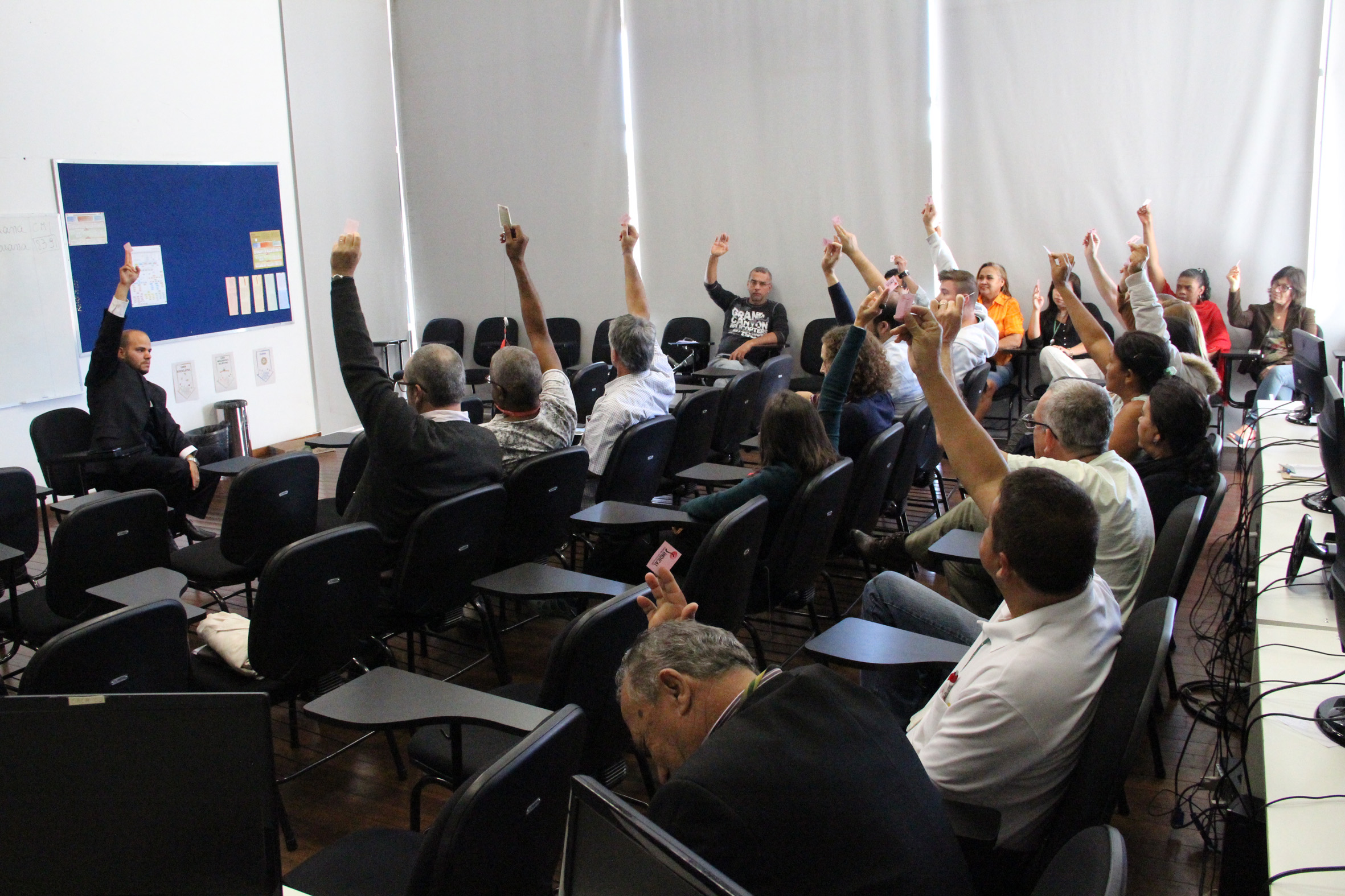 Leia mais sobre o artigo SERVIDORES DA CLDF EM  GREVE NO DIA 30 DE JUNHO