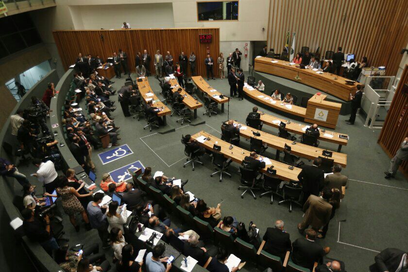 Leia mais sobre o artigo CLDF descumpre norma e não nomeia efetivos na equipe da Mesa Diretora