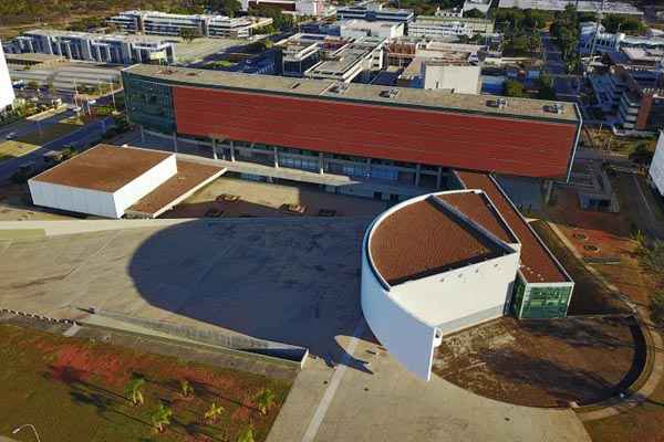 Leia mais sobre o artigo Câmara Legislativa do DF abre concurso com 81 vagas e salários de até R$ 15 mil
