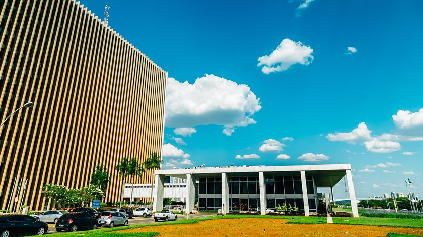 Leia mais sobre o artigo MP dá dois meses para GDF reduzir número de comissionados sem concurso