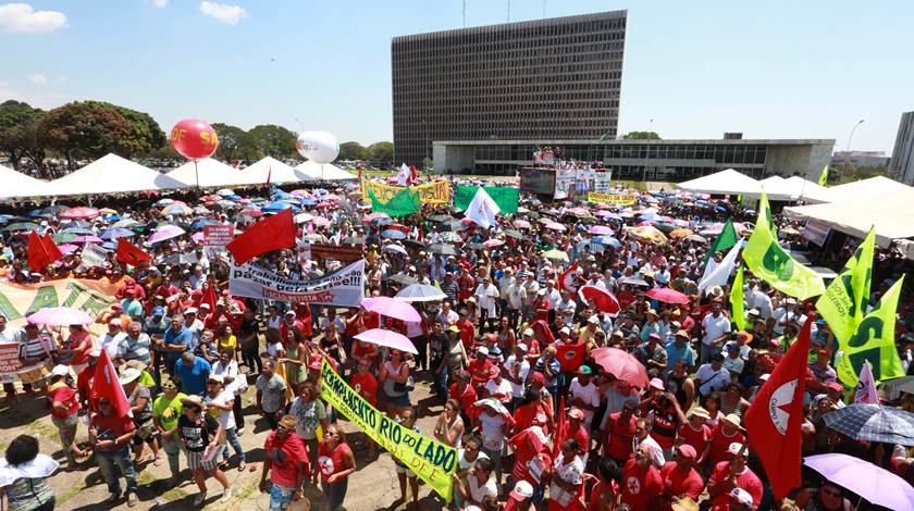 Leia mais sobre o artigo Previdência complementar de servidores do DF começa em 2019