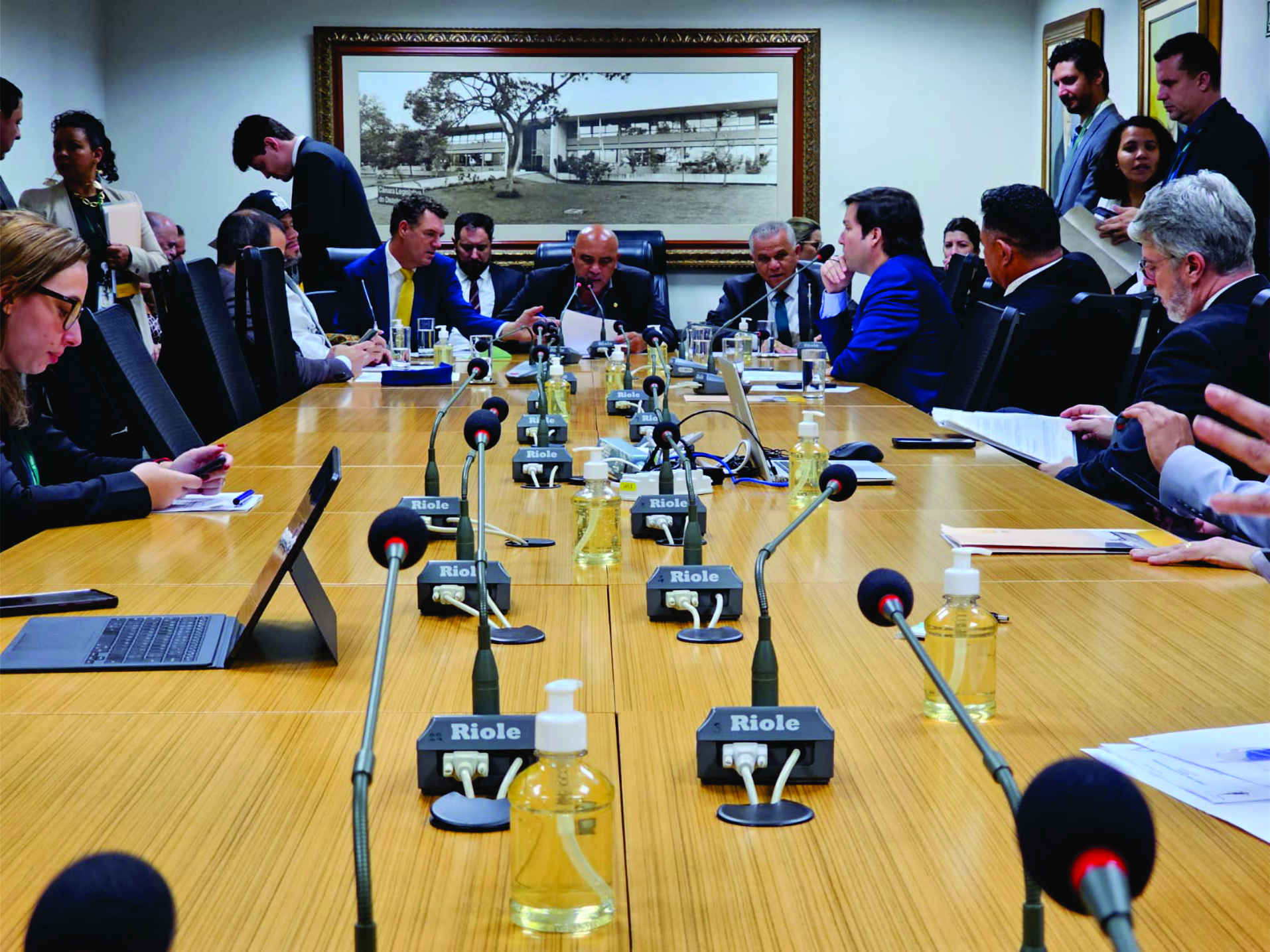 Leia mais sobre o artigo Colégio de Líderes: Sindical acompanha reunião para saber como ficam as reivindicações da categoria