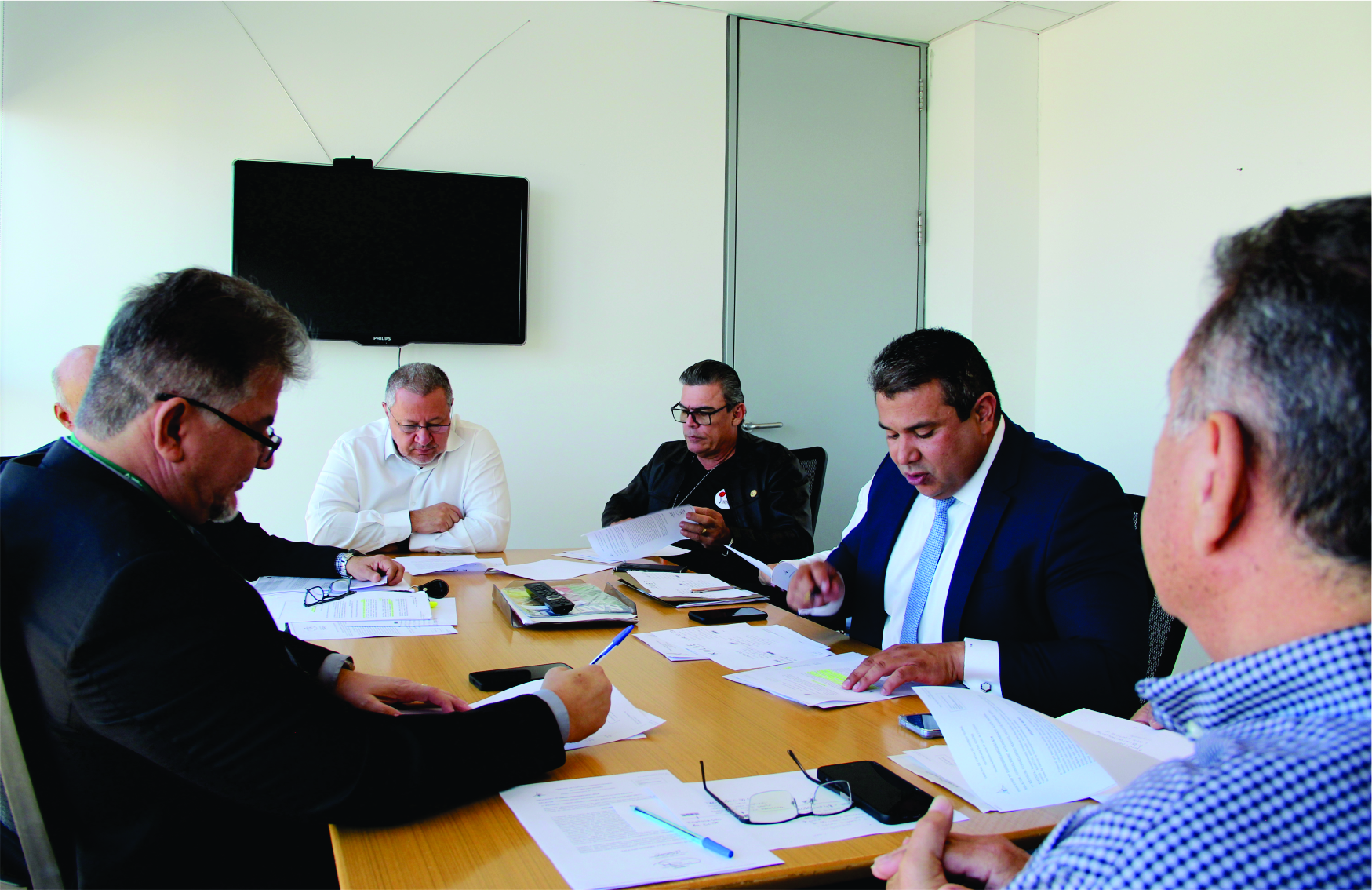 Leia mais sobre o artigo Em reunião com GMD e Procuradoria, Sindical avança em discussões para rever existência de marco temporal